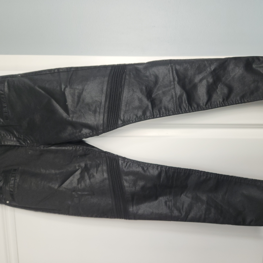 Women's Black Skinny Jeans